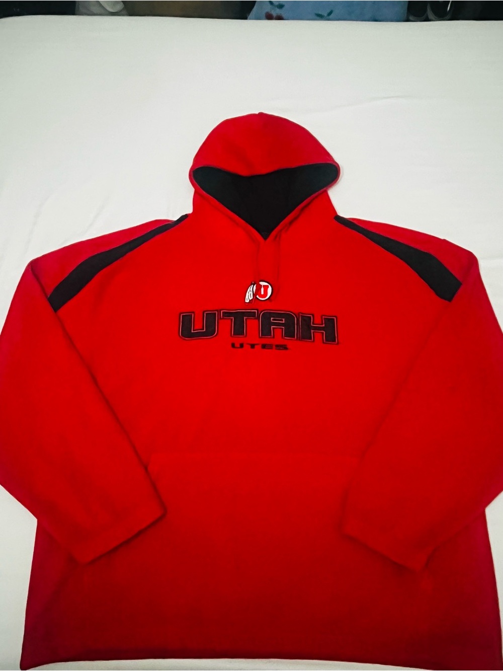 Pro Edge Red and Black Utah Utes Crewneck Hoodie